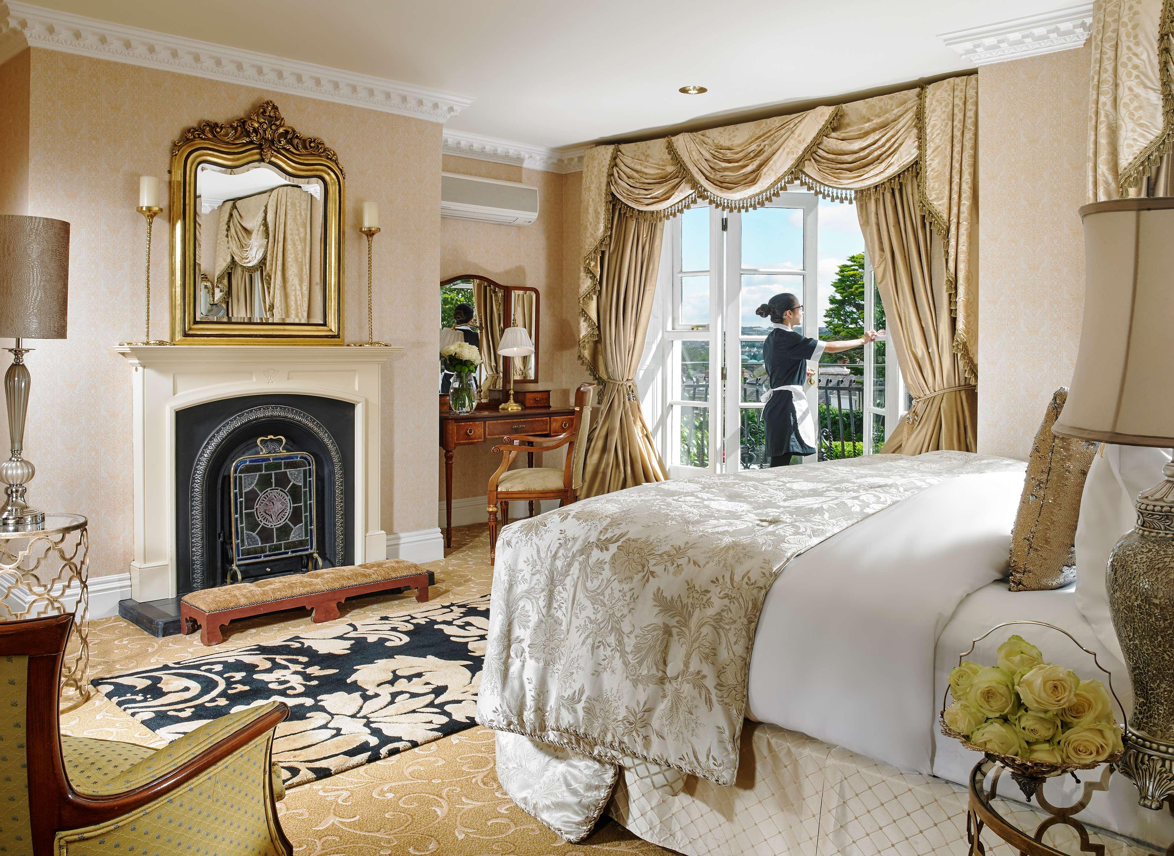 Hayfield Manor Hotel Cork Bagian luar foto